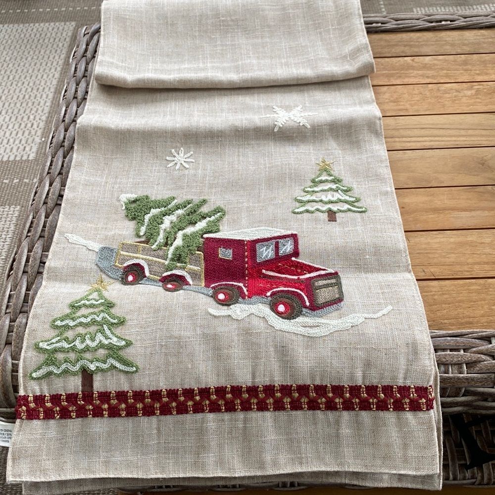 Domain Embroidered Christmas Scene Table Runner